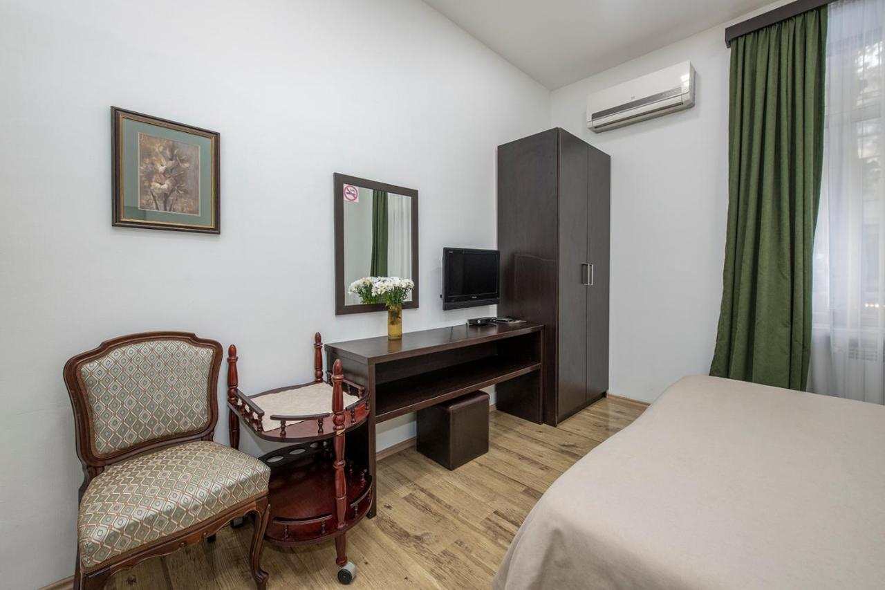 Apart Hotel Gh Тбилиси Екстериор снимка